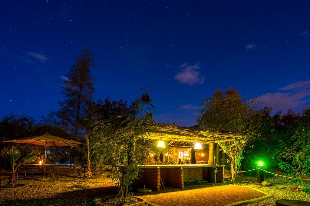 Urban Camp Hotel Windhoek Exterior photo